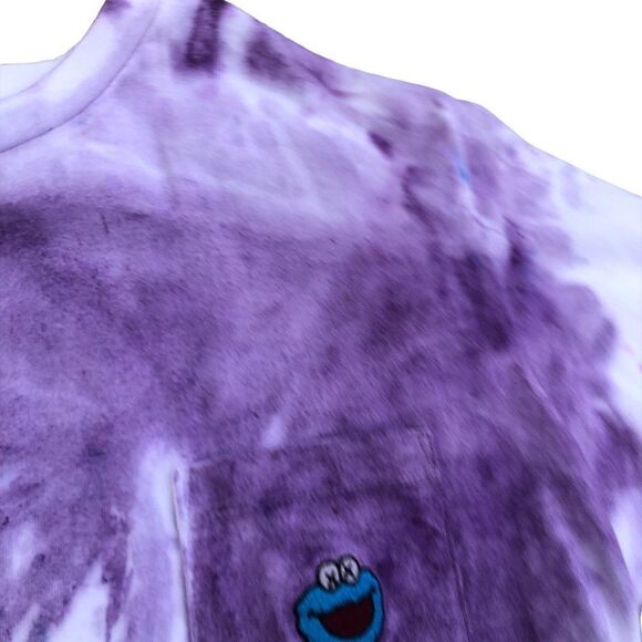 TIE Dyed Kaws X Uniqlo Sesame Street Cookie Monster Shirt Medium - Picture 6 of 8